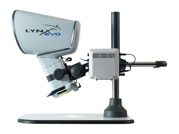 Lynx EVO ergonomic stereo microscope with angle view of subject